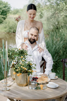 Wedding photographer Anastasiya Maksimova (maximovawed). Photo of 28 November 2021