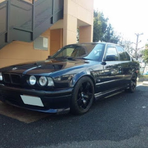 5シリーズ セダン 525i