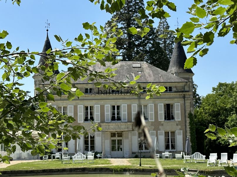 Vente château 15 pièces 650 m² à Tournon-Saint-Pierre (37290), 1 657 000 €