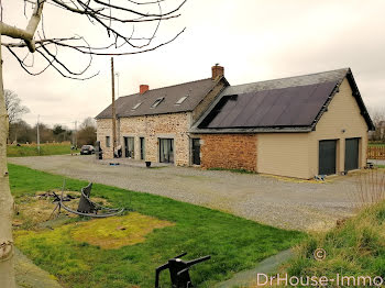 maison à Fougerolles-du-Plessis (53)