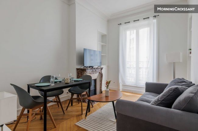 Location meublée appartement 2 pièces 43 m² à Paris 19ème (75019), 2 199 €