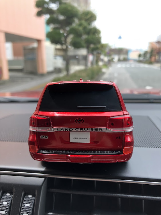 ランドクルーザープラドのランドクルーザー・赤色に関するカスタム事例の投稿画像2枚目