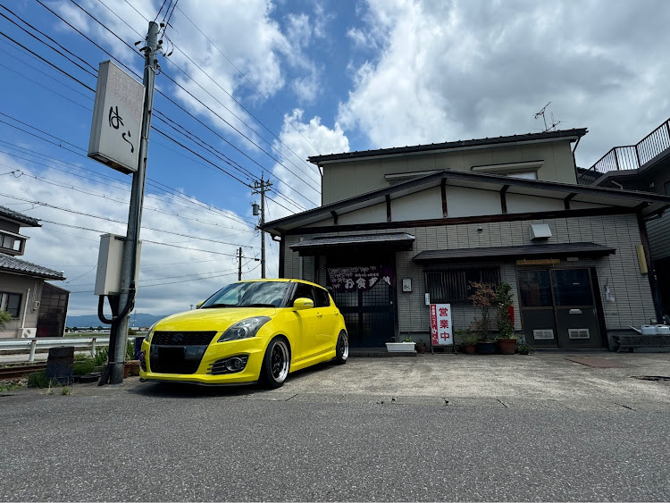 スイフトスポーツのブラック会社・意味の無い会議・近所のご飯屋さん・30cmシフトノブ・仕事辞めたいな..に関するカスタム事例の投稿画像1枚目