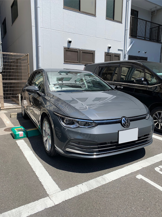 ゴルフGTIの７月もよろしくお願いいたします・一年点検・リコール修理完了・アナログメーターが好きに関するカスタム事例の投稿画像1枚目