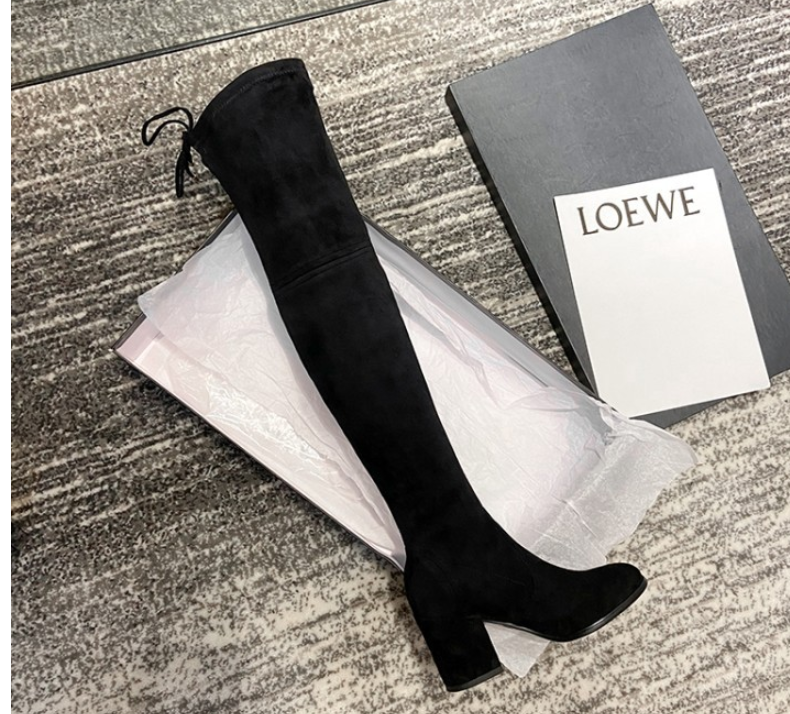 Title 8, Neue hohe Flachstiefel mit dickem Absatz und in...