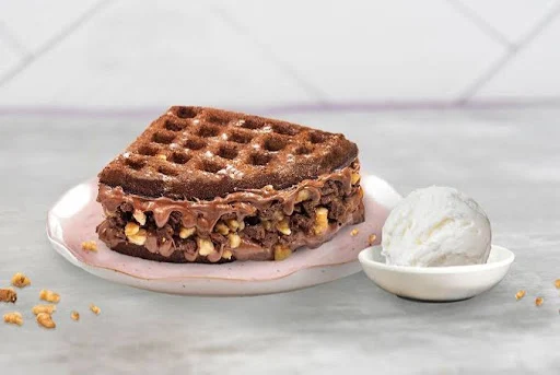 KitKat Waffle + IceCream 150ML