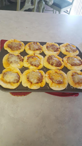 Meaty, cheesy Sloppy Joe Muffins