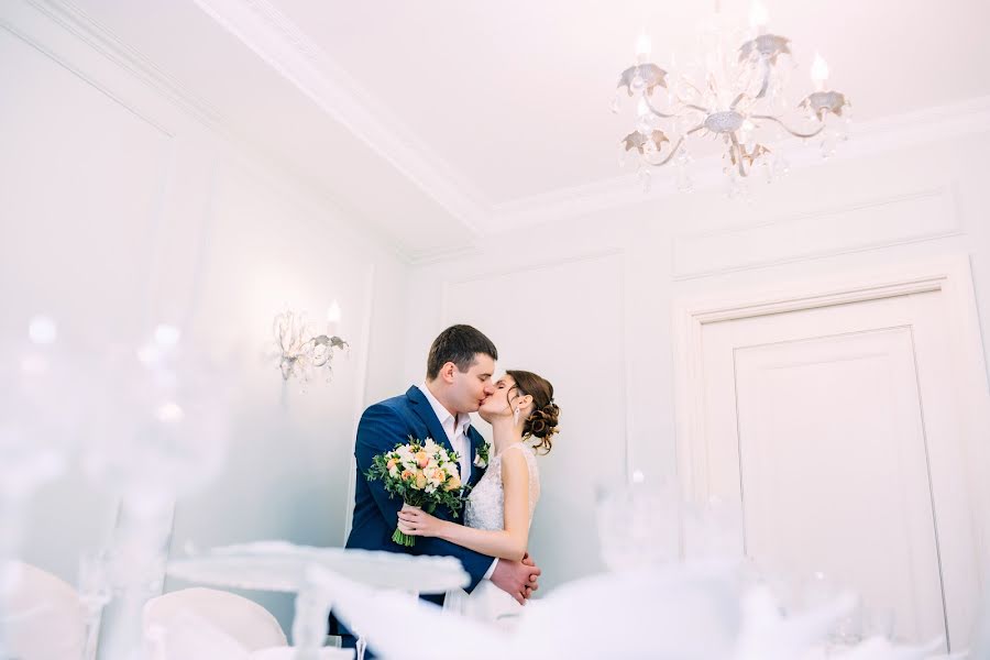 Fotógrafo de casamento Sergey Vyunov (vjunov). Foto de 16 de dezembro 2016