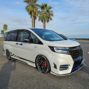 ステップワゴンスパーダ RP5