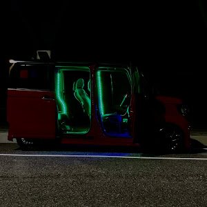 Nボックスカスタム JF4