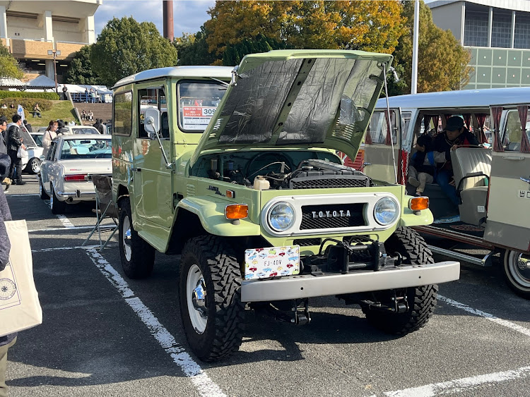 カローラスポーツのまこと1212さんが投稿したカスタム事例の投稿画像7枚目