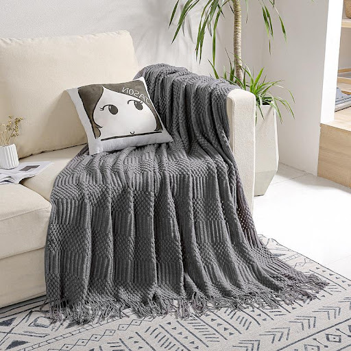 Title 26, Tassel Knitted Office Air Conditioner Nap Blank...