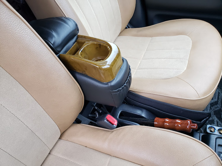 ミラジーノのミラジーノ・ウッドサイドブレーキカバー・アームレスト