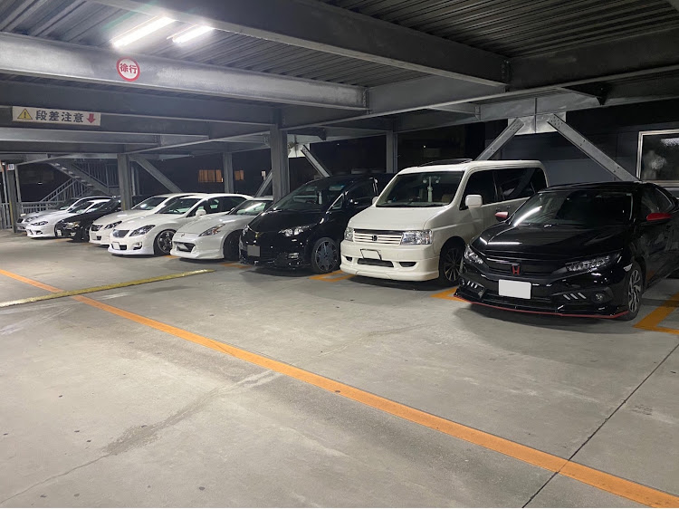 エスティマのオフ会・須崎埠頭・立体駐車場に関するカスタム事例の投稿画像1枚目