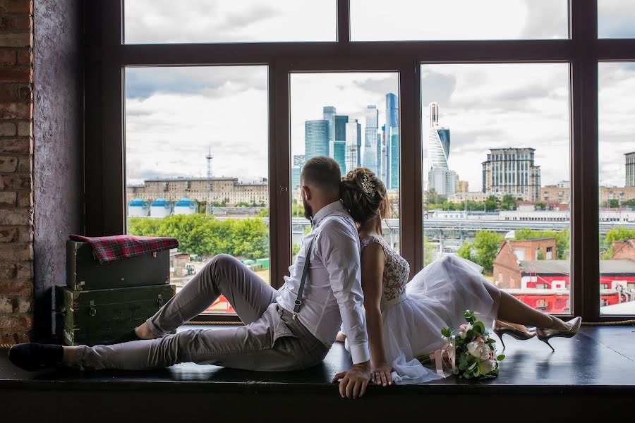 Wedding photographer Evgeniy Sensorov (sensorov). Photo of 27 March 2020