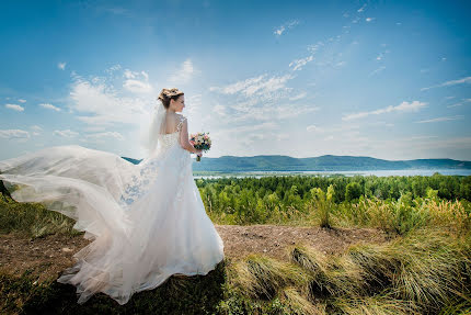 Wedding photographer Sergey Toropov (toropov). Photo of 17 April 2020