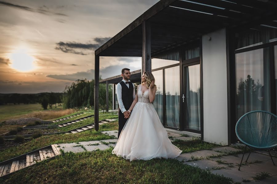 Wedding photographer Alex Tudose (tudosealex). Photo of 5 February 2020