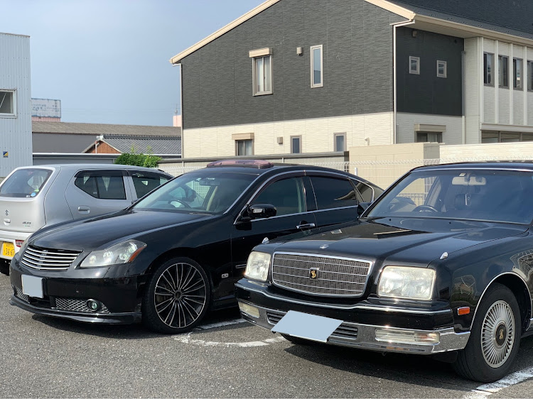 センチュリーのチンピラ王選出・202・フーガ・LS460L・アルファードに関するカスタム事例の投稿画像1枚目