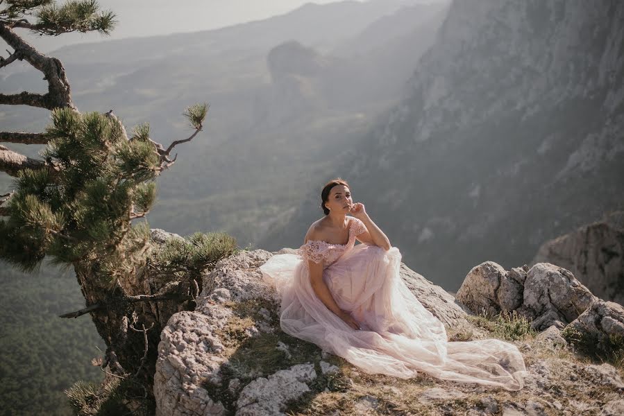 Wedding photographer Sveta Sukhoverkhova (svetasu). Photo of 22 August 2019