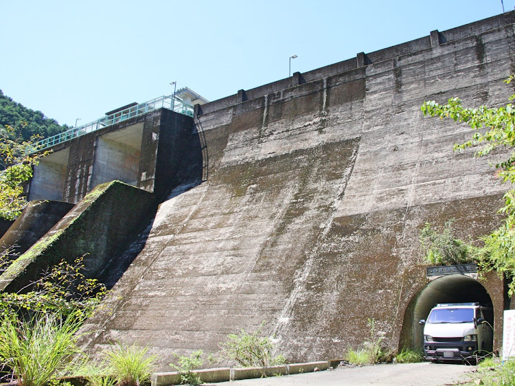 レジアスエースバンの黒バンパー愛好会・撮りダム愛好家・小匠ダム・和歌山県のダムコンプリート♪に関するカスタム事例の投稿画像4枚目