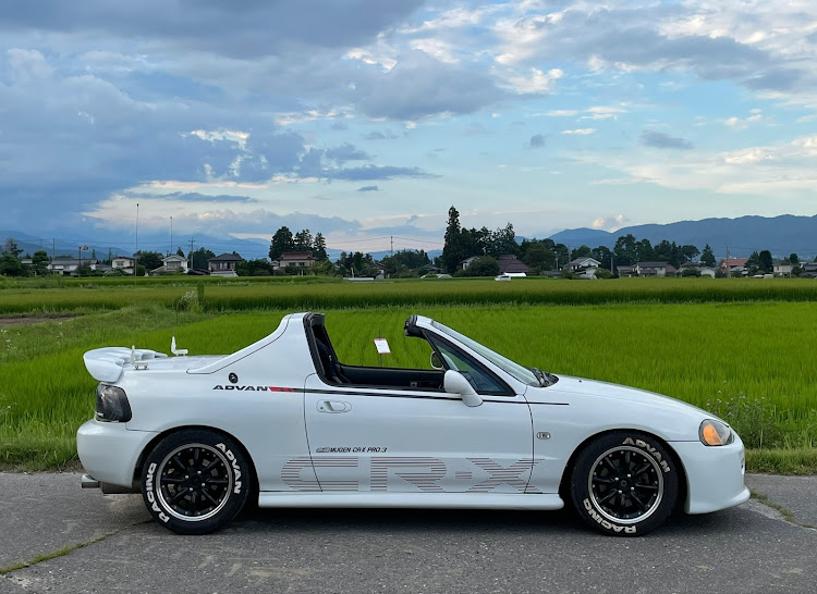 CR-Xデルソルの愛車の横顔に関するカスタム事例の投稿画像3枚目