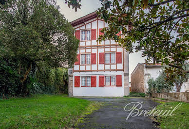 House with terrace 3