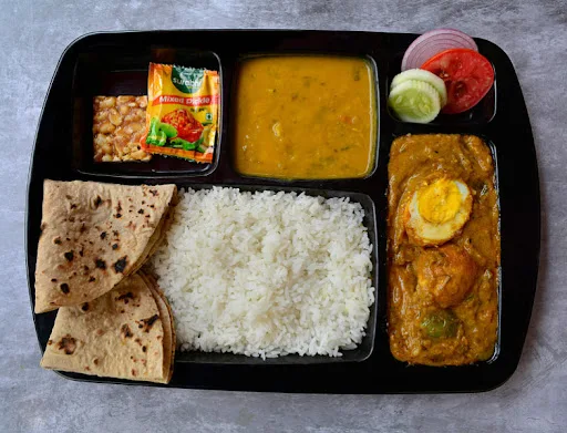Kadhai Egg Curry Meal