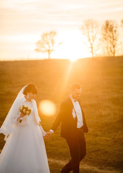 Wedding photographer Anatoliy Roschina (tosik84). Photo of 24 January 2016