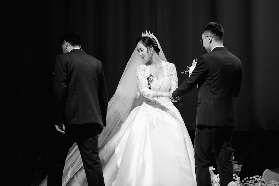 Fotógrafo de casamento Yang Li (zuq60ks). Foto de 12 de fevereiro 2022