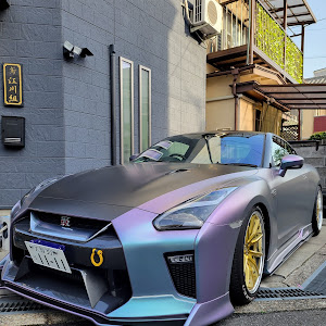 NISSAN GT-R R35