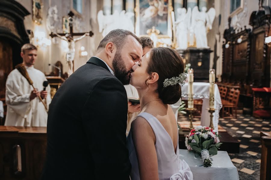 Wedding photographer Michał Wojtas (fotopola). Photo of 20 April 2021