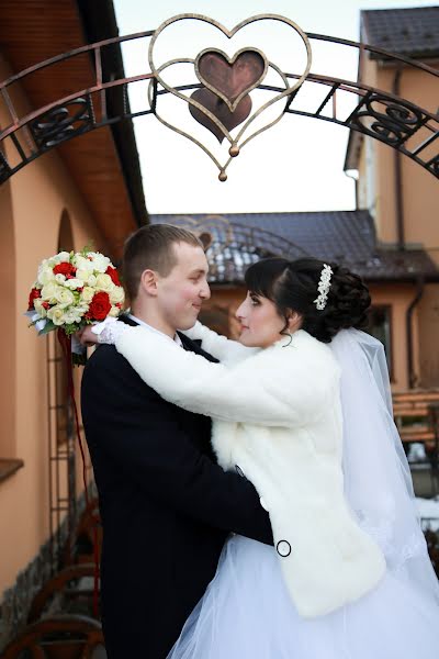 Fotografer pernikahan Lesya Konik (lesiakonyk). Foto tanggal 27 Maret 2019