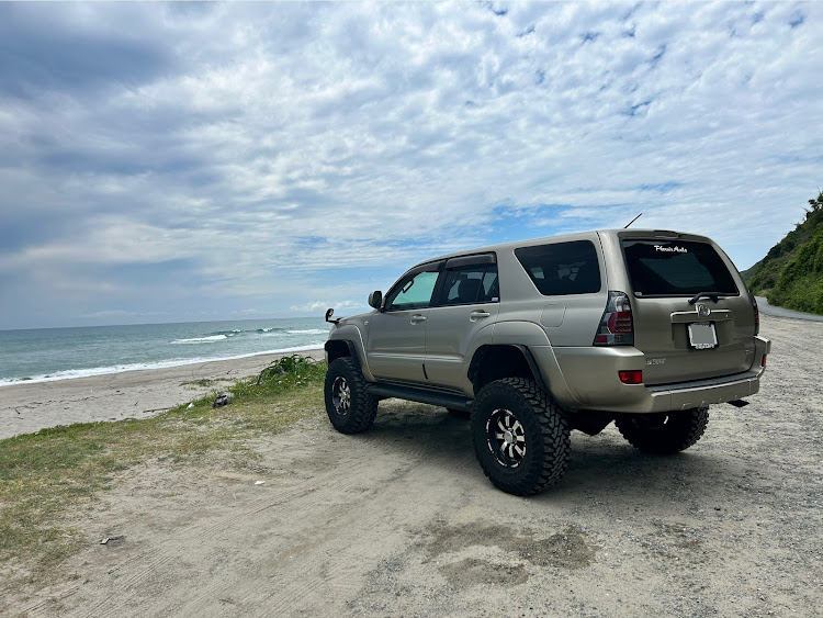 ハイラックスサーフのいつもイイね＆コメントありがとうございます😆・ハイラックスサーフ215・HILUXSURF・#釣り車・不正改造車取締月間に関するカスタム事例の投稿画像2枚目