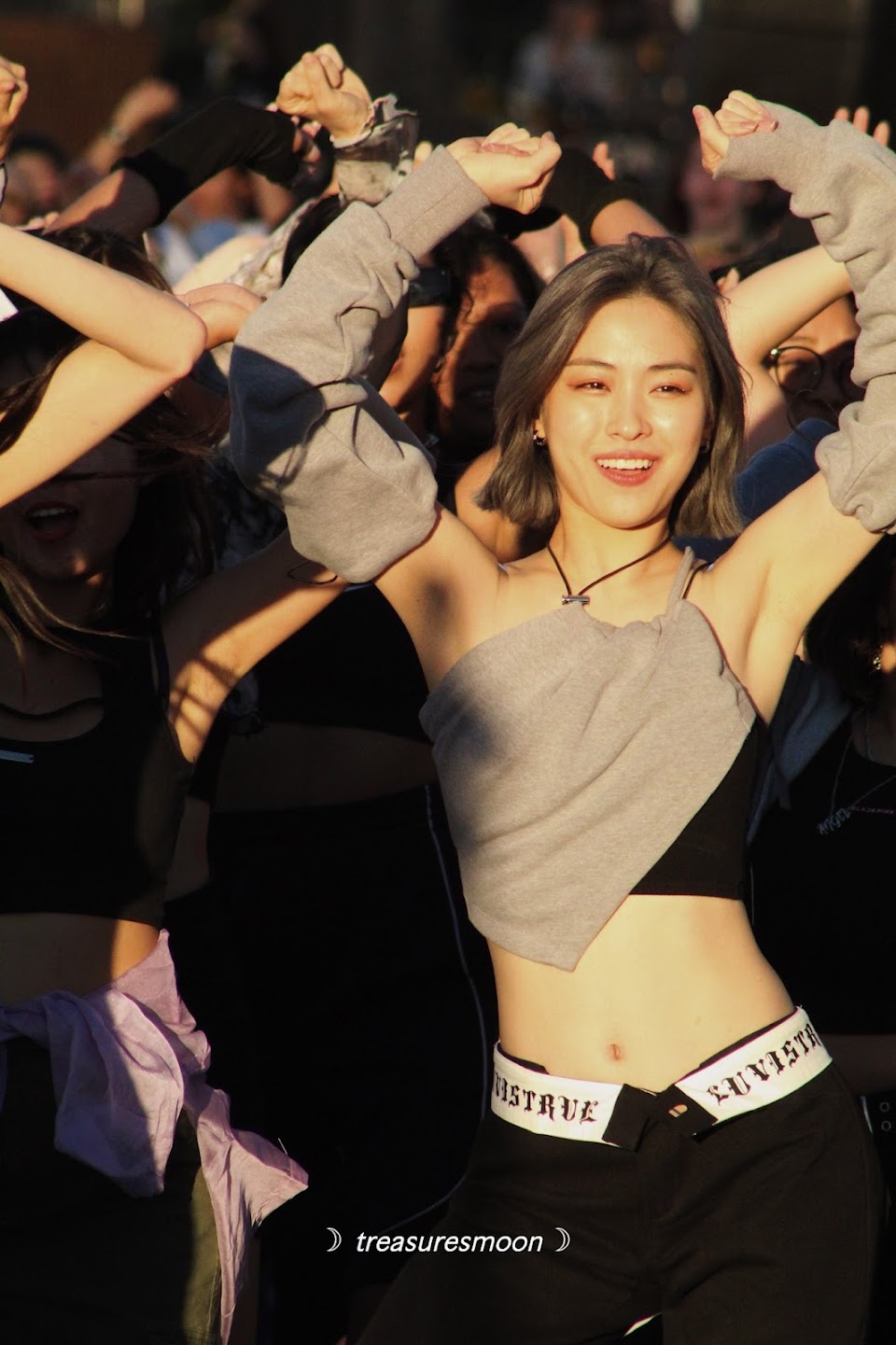 itzy ryujin plage de venise 1