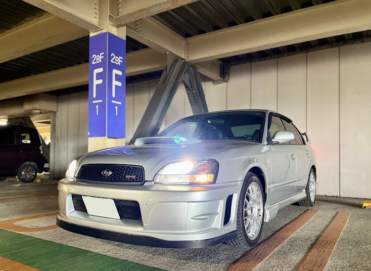 レガシィB4のないる屋・リップスポイラー・メンテナンスに関するカスタム事例の投稿画像1枚目