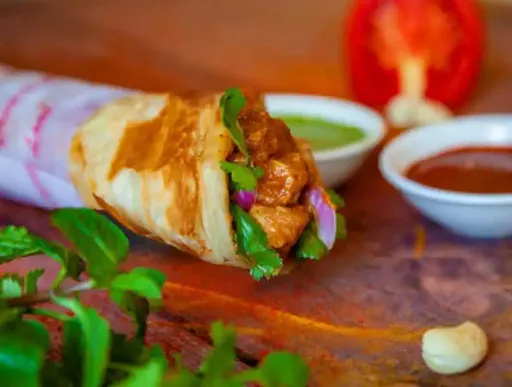 Teekha Hichki Chicken Roll