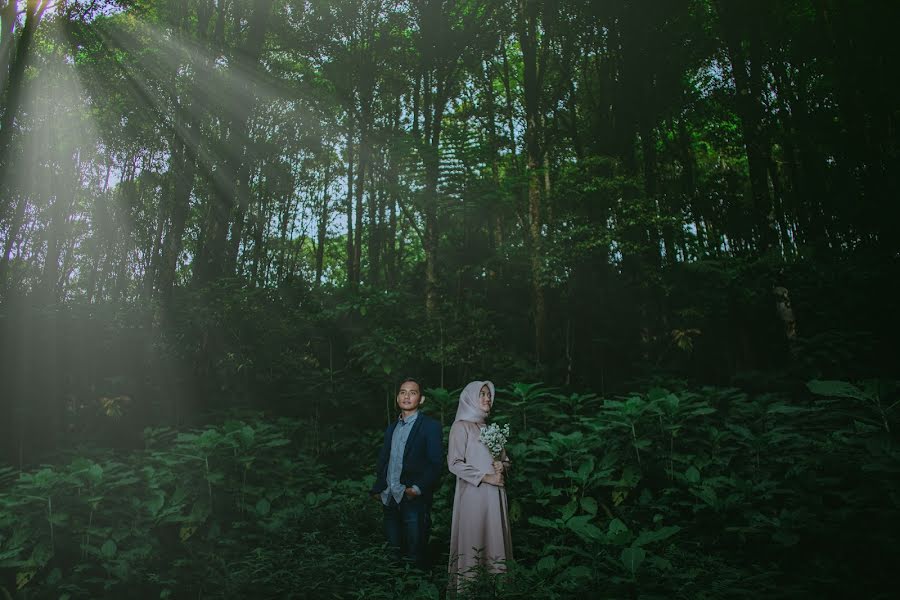 結婚式の写真家Denden Syaiful Islam (dendensyaiful)。2019 4月30日の写真