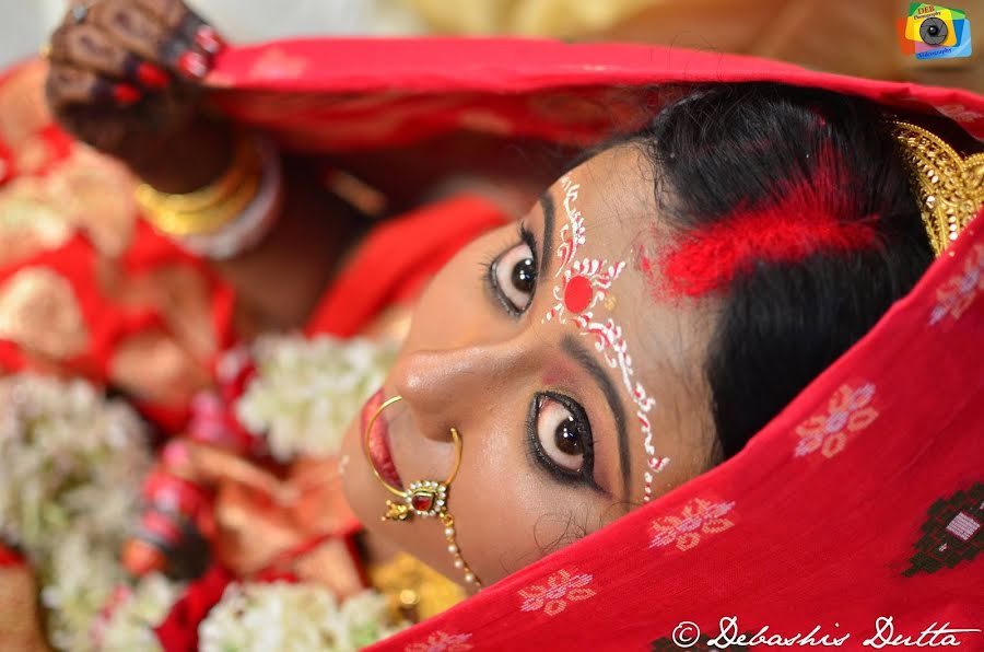 Fotógrafo de casamento Debashis Dutta (debashis). Foto de 9 de dezembro 2020