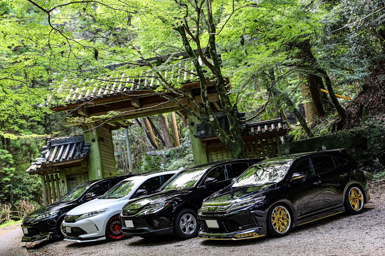 ハリアーの2022.09.11・過去を語る・ラーチューン🍜・談山神社・はしごラーメンに関するカスタム事例の投稿画像2枚目