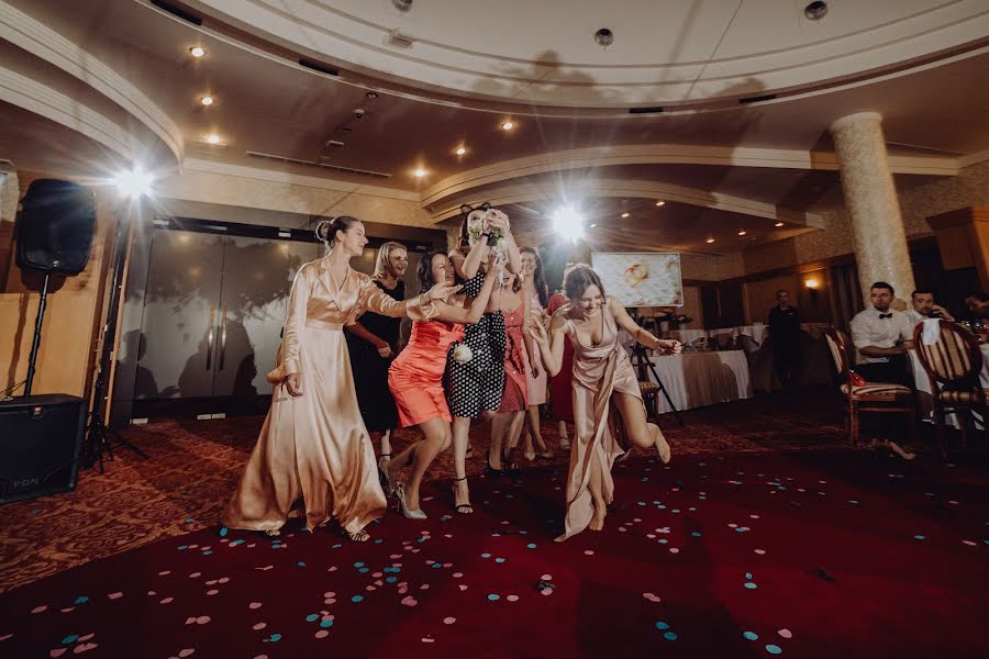 Wedding photographer Elena Eremina (2lenz). Photo of 25 June 2019