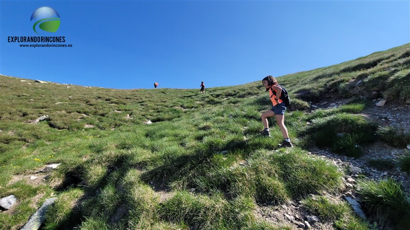 PEÑA PRIETA con NIÑOS - PICO INFIERNO 2.537 m, Macizo de Fuentes Carrionas.