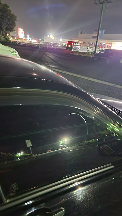 箱 さんが投稿した車とは関係ない投稿申し訳ございません・いいね&コメントいつもありがとうございますに関するカスタム事例の投稿画像6枚目