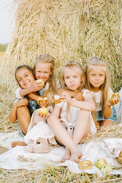 Wedding photographer Anna Kumantsova (kumantsova). Photo of 5 December 2021