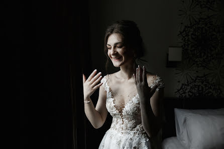 Nhiếp ảnh gia ảnh cưới Anton Kolesnikov (toni). Ảnh của 6 tháng 1 2020