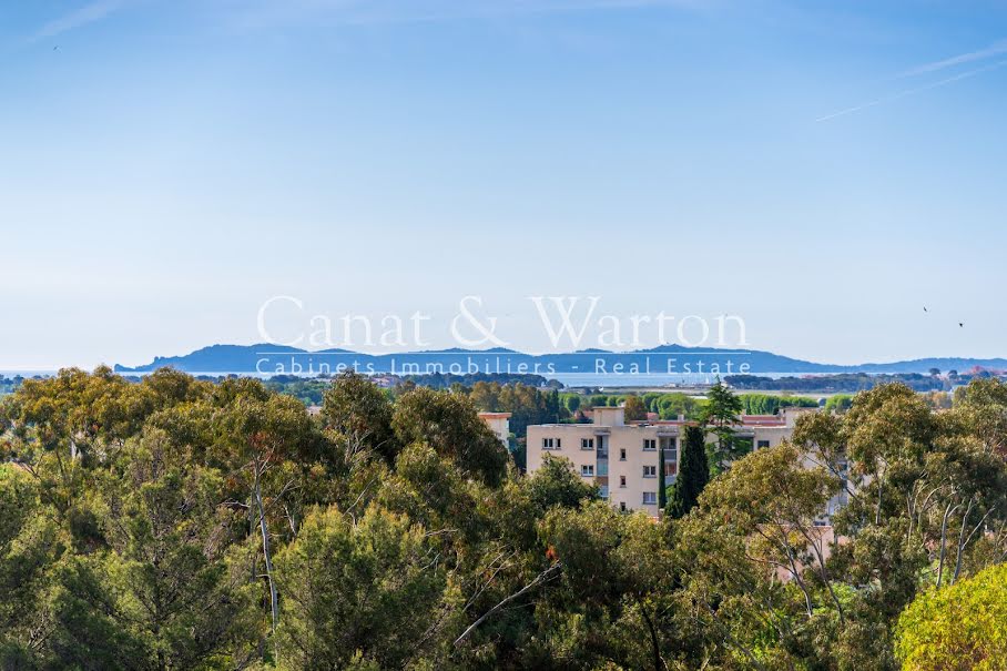 Vente appartement 5 pièces 136 m² à Hyeres (83400), 549 000 €