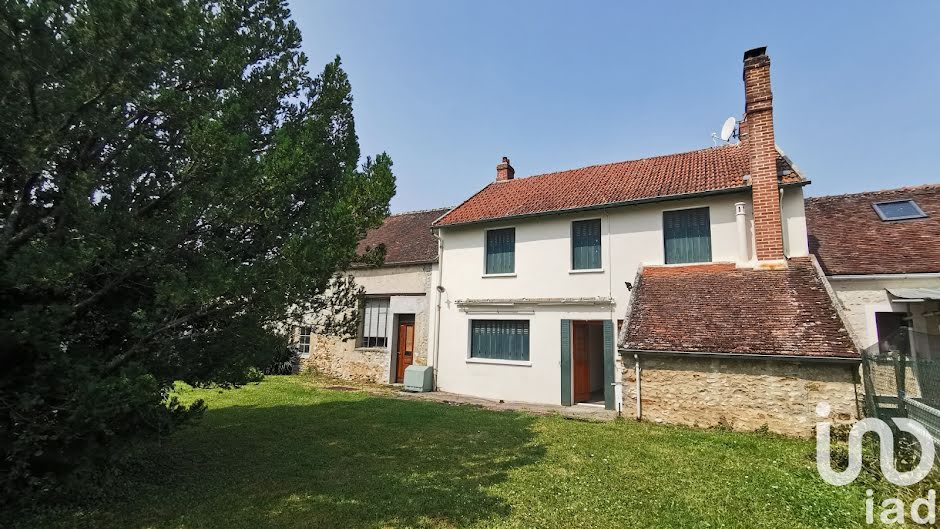 Vente maison 5 pièces 110 m² à La Croix-en-Brie (77370), 250 000 €