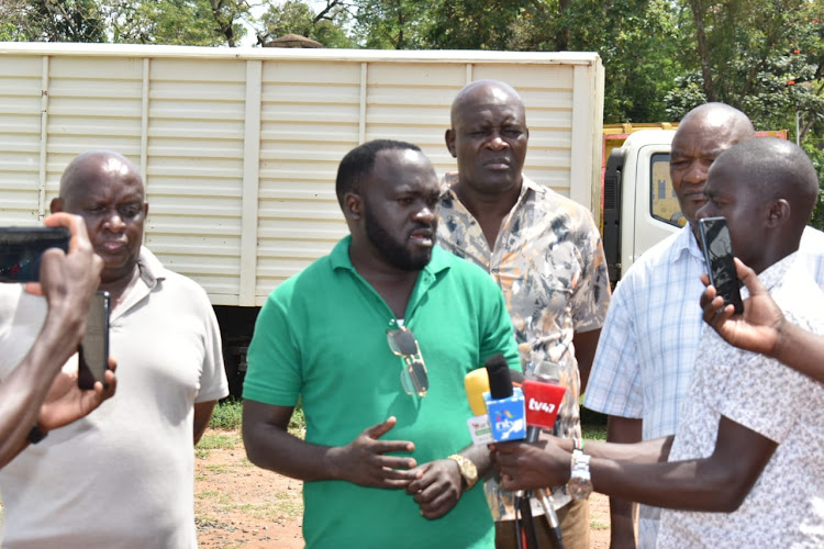 Bungoma Senator Wafula Wakoli addressing the press at Bungoma police station.