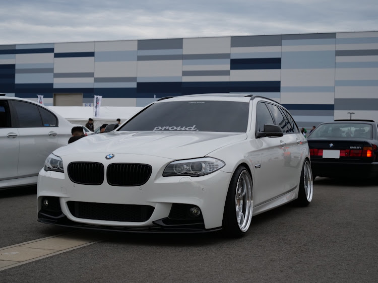 Q5のエネルギッシュイエロー🐥・stancenation・スタンスネーション・正統派EUROは場違いだった🤣に関するカスタム事例の投稿画像157枚目