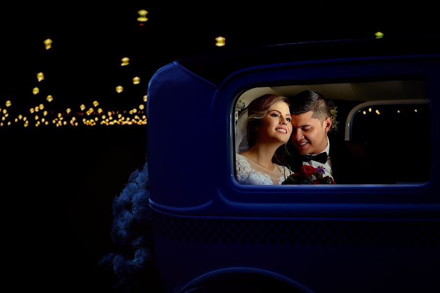 Vestuvių fotografas John Palacio (johnpalacio). Nuotrauka 2019 balandžio 30