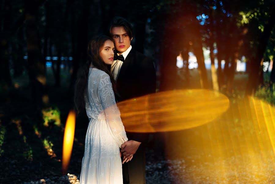 Wedding photographer Oksana Klimenko (oxanaretouch). Photo of 15 October 2022